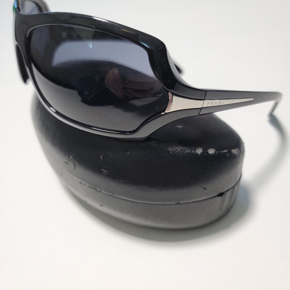 Prada sunglasses with metalic sides (rare) - Picture 3 of 7